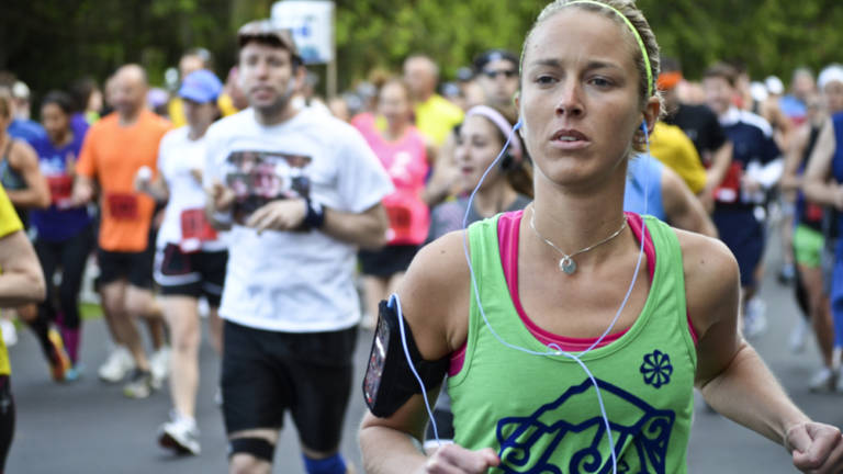 Consejos prácticos sobre cómo aplicarse vaselina deportiva antes de un entrenamiento