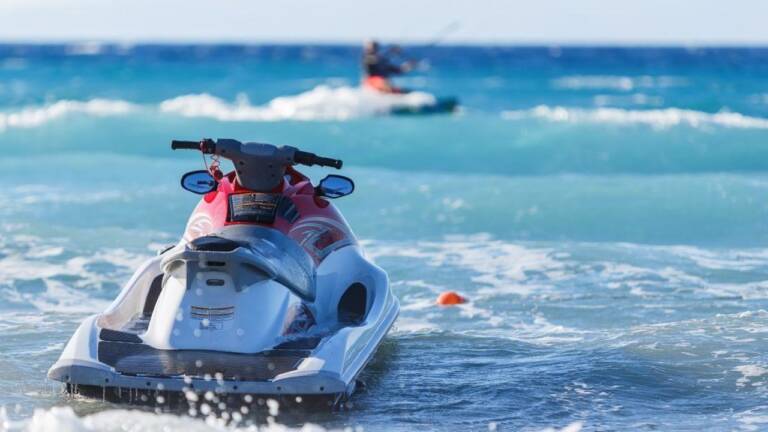 Qué debes tener en cuenta para disfrutar de tu moto de agua